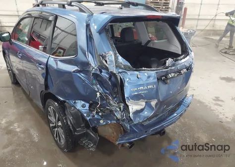 2017 Subaru Forester 2.0Xt Premium z USA, uszkodzony, nr VIN JF2SJGEC2HH544211